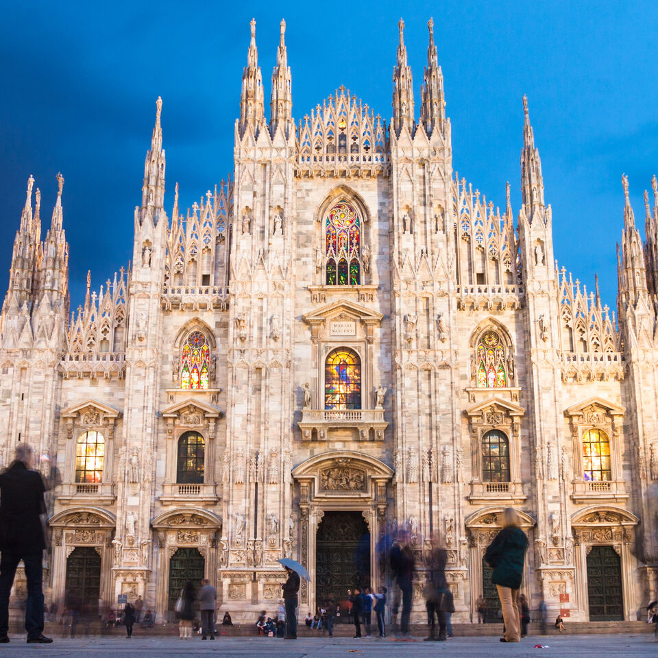 Klm Travel Guide The Imposing Milan Cathedral