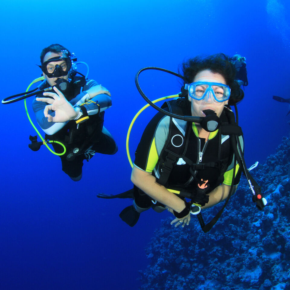 Aprenda a practicar submarinismo en el paraíso - KLM Guía de viajes