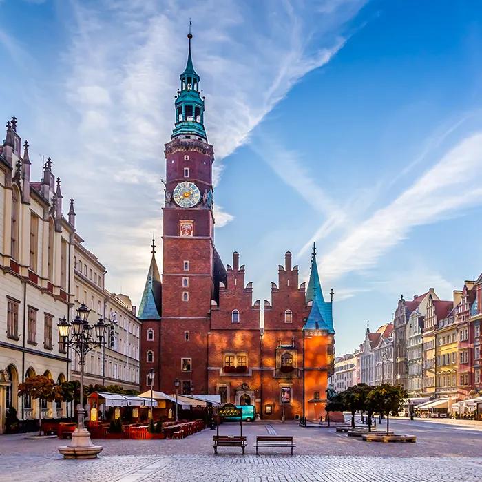 The market square with the old townhall - WRO