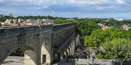 Views of the city and surroundings