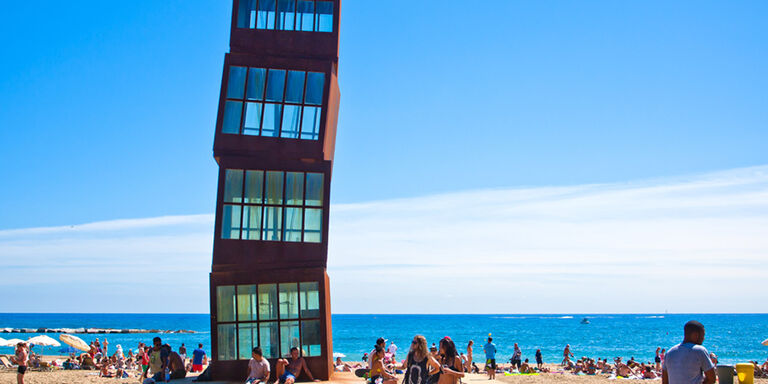 Sculpture on the beach of Barceloneta