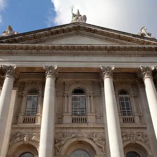 klm 旅行指南 - 泰特博物馆双双换新颜