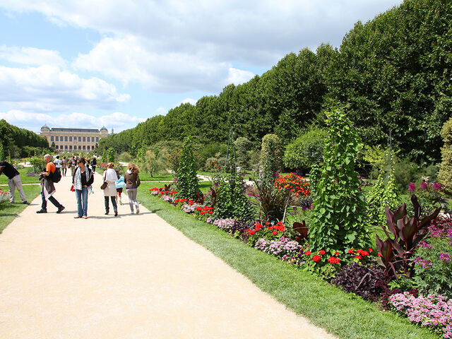 Jardin des Plantes in Paris - Paris' Oldest Botanical Garden – Go