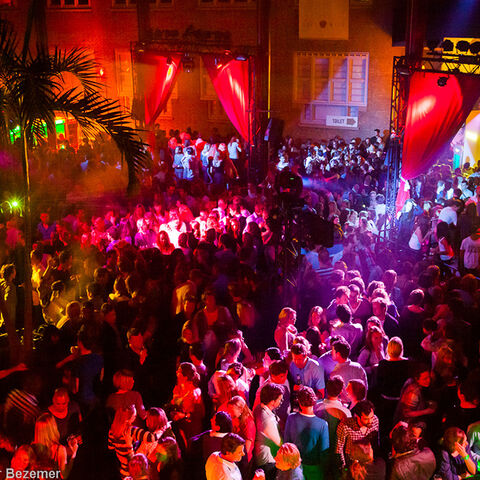 Fedde le Grand spins music in Het Sieraad