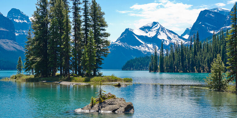 Beautiful Maligne Lake