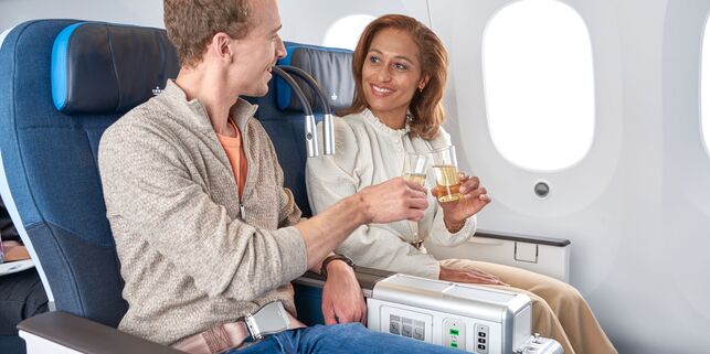 Couple in Premium Comfort class