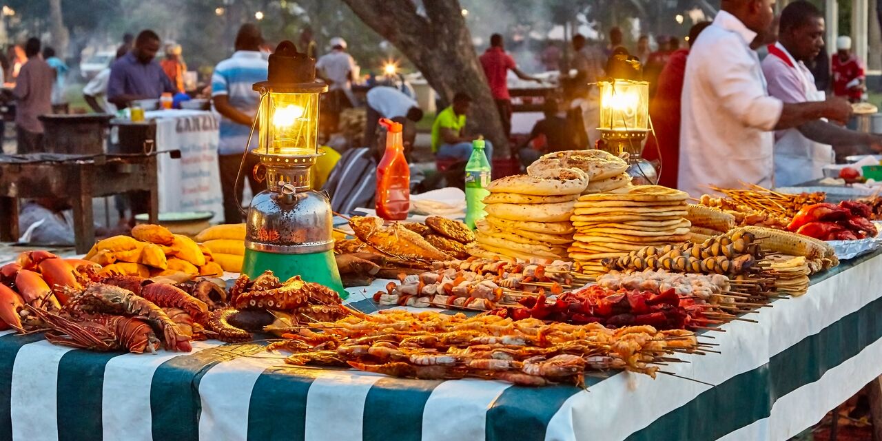 Mercadillo nocturno en Stone Town