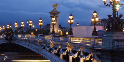 The spectacular Pont Alexandre III