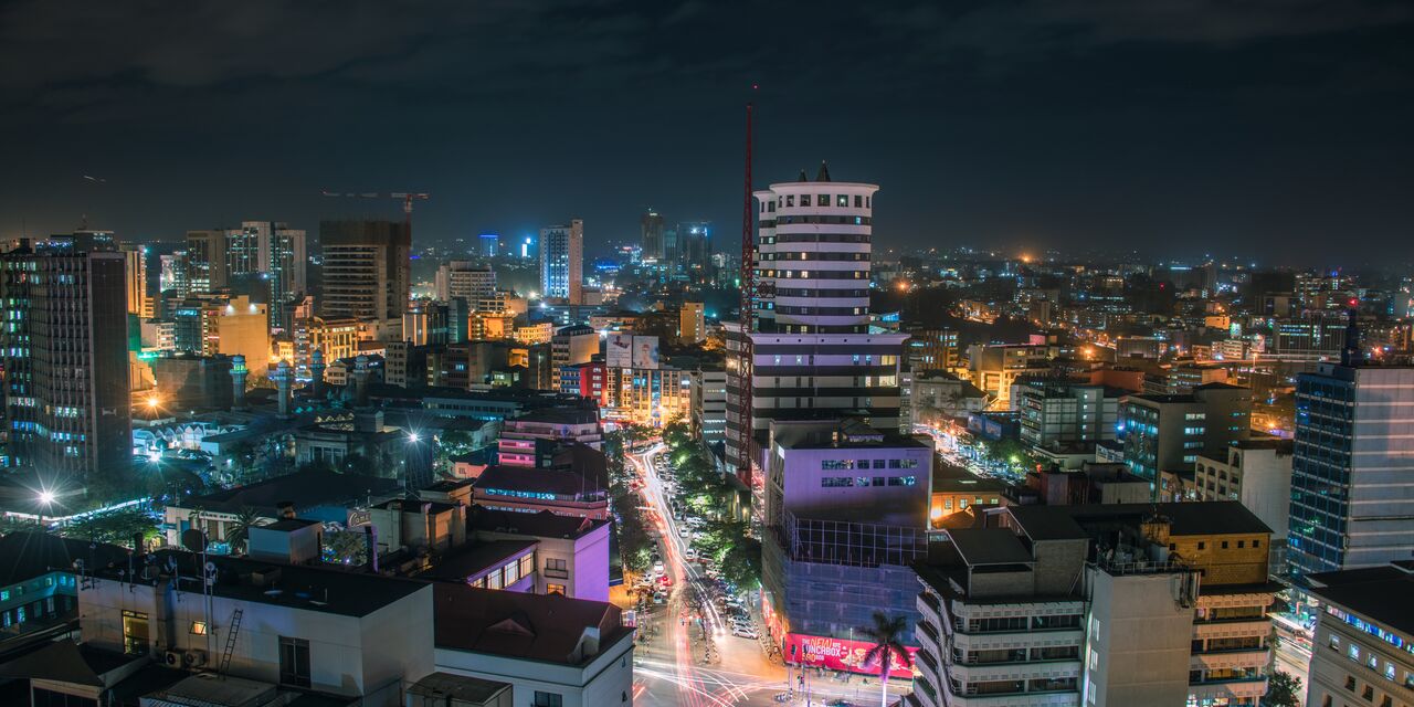 Nairobi al anochecer