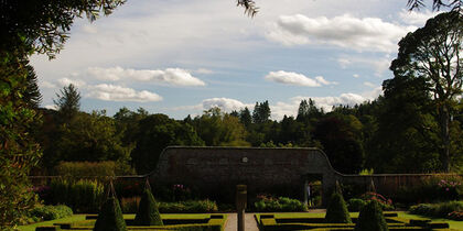 El jardín amurallado