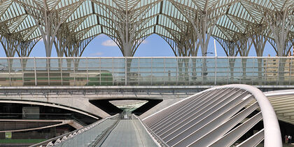 Santiago Calatrava’s station Oriente