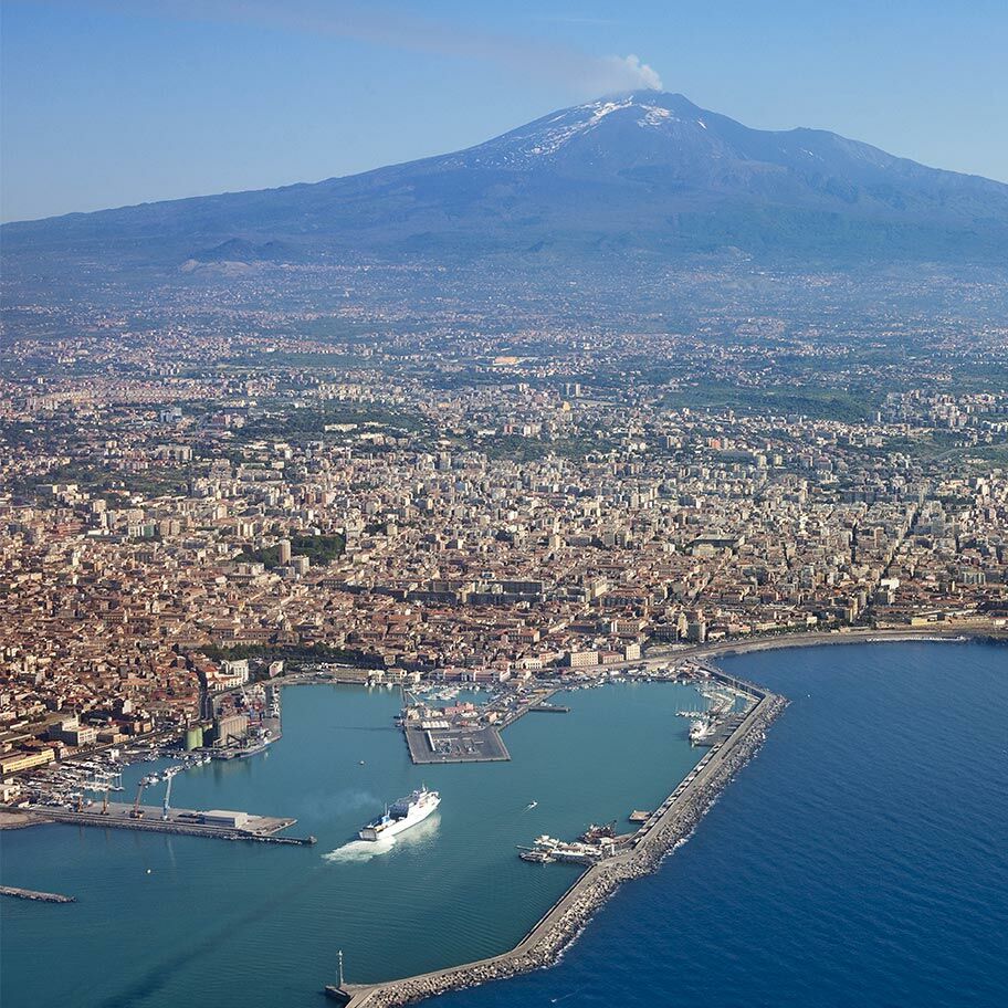 Climbing Mount Etna Klm Travel Guide