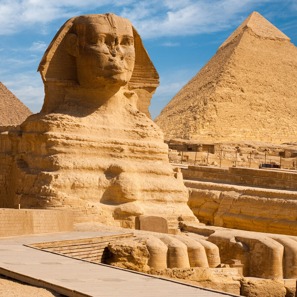 KLM Travel Guide - The Pyramids of Giza and the Sphinx