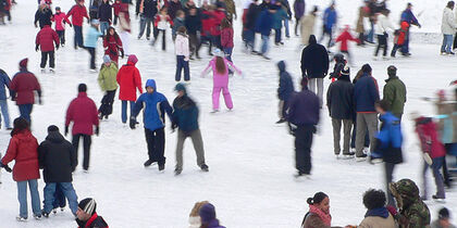 Patinando en el lago Beaver