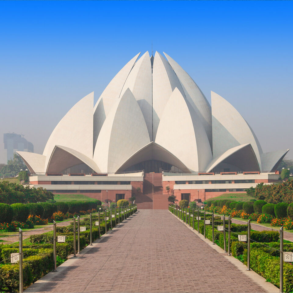 KLM Travel Guide - Welcome to the Lotus Temple