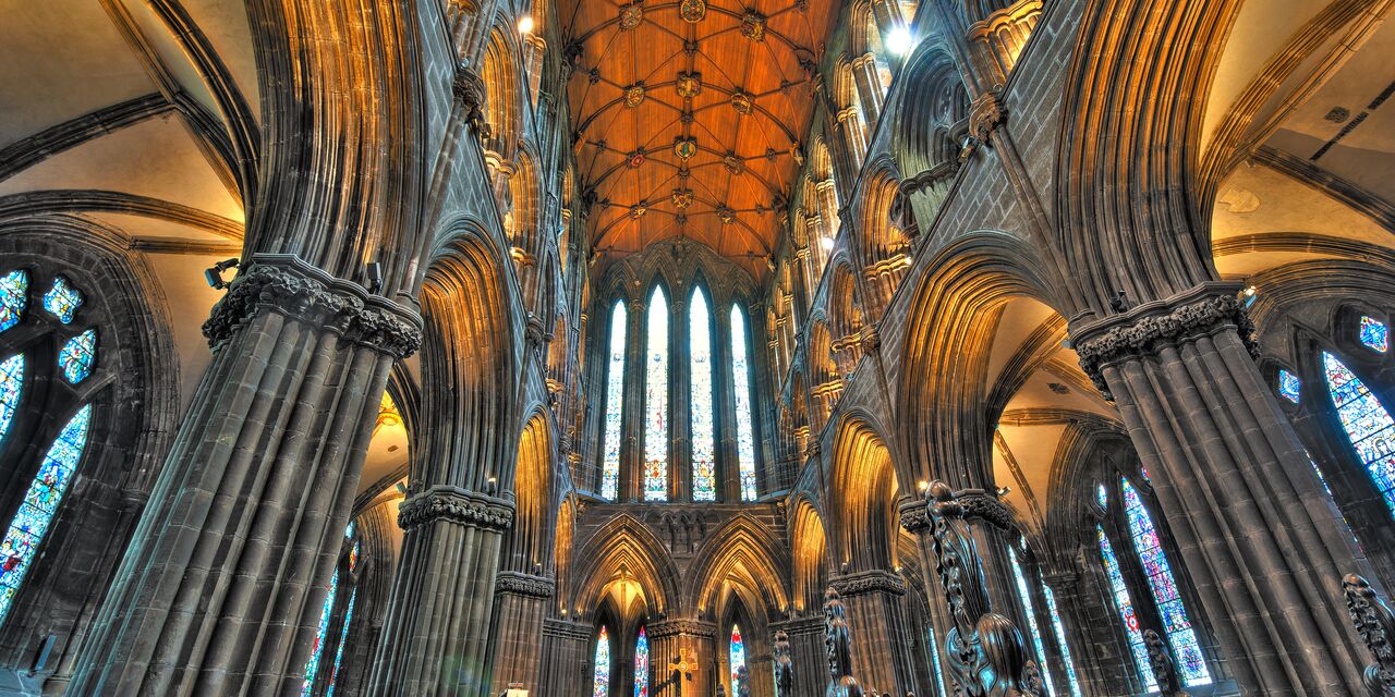 Interior de la Catedral de Glasgow