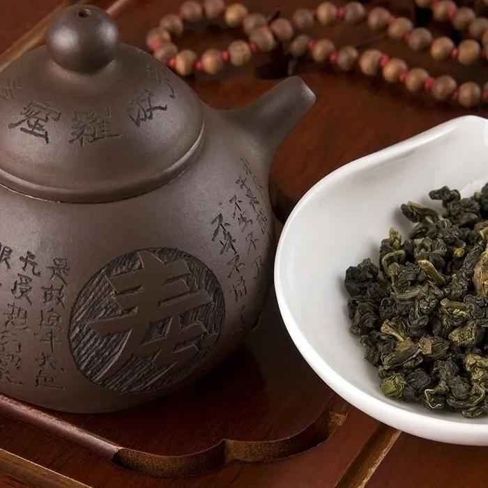 A teapot and tea, ready for a ceremony