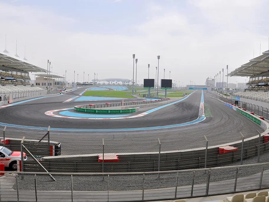 The race track, for screaming tyres