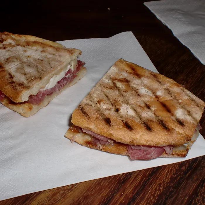 Sandwich at De Santis
