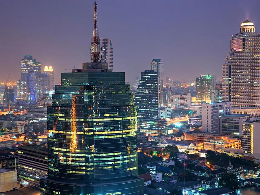 Luxury: admire the skyline by helicopter