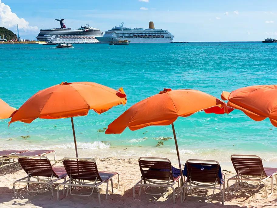 Great Bay Beach, the Philipsburg beach
