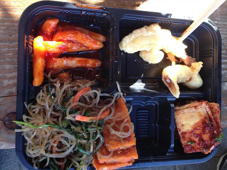 A filled ‘lunch box’