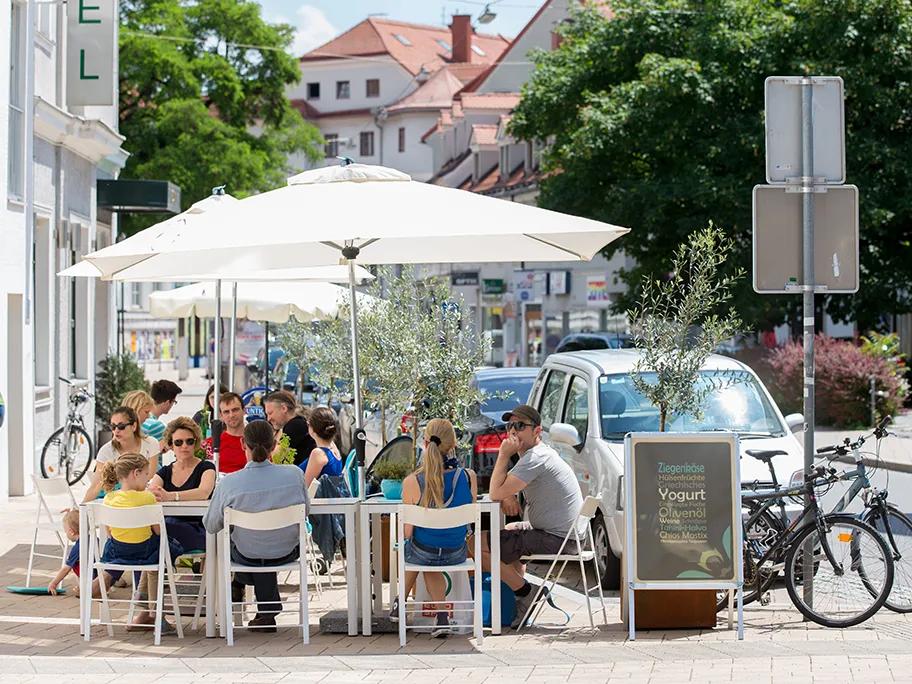 Patio on Lendplatz square