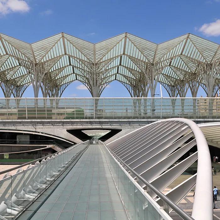 Santiago Calatrava’s Oriente station