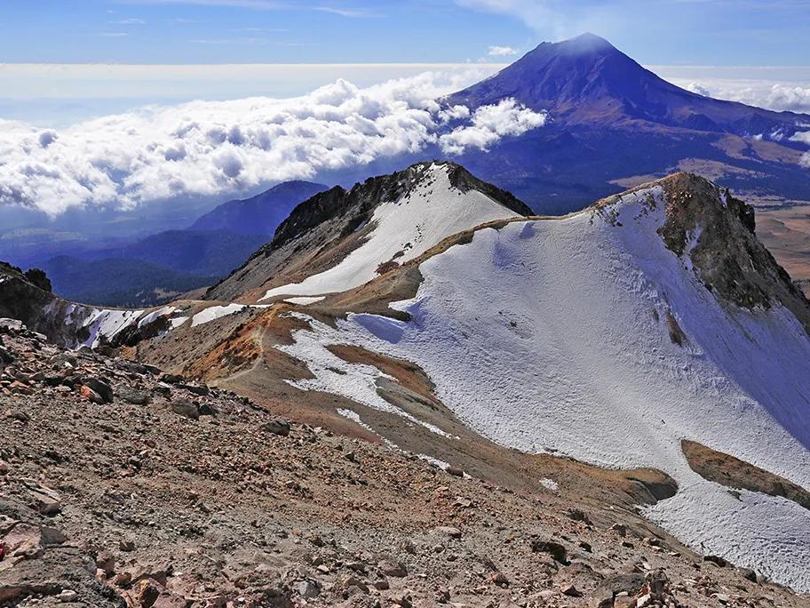 Popocatepetl seen from Iztaccihuatl